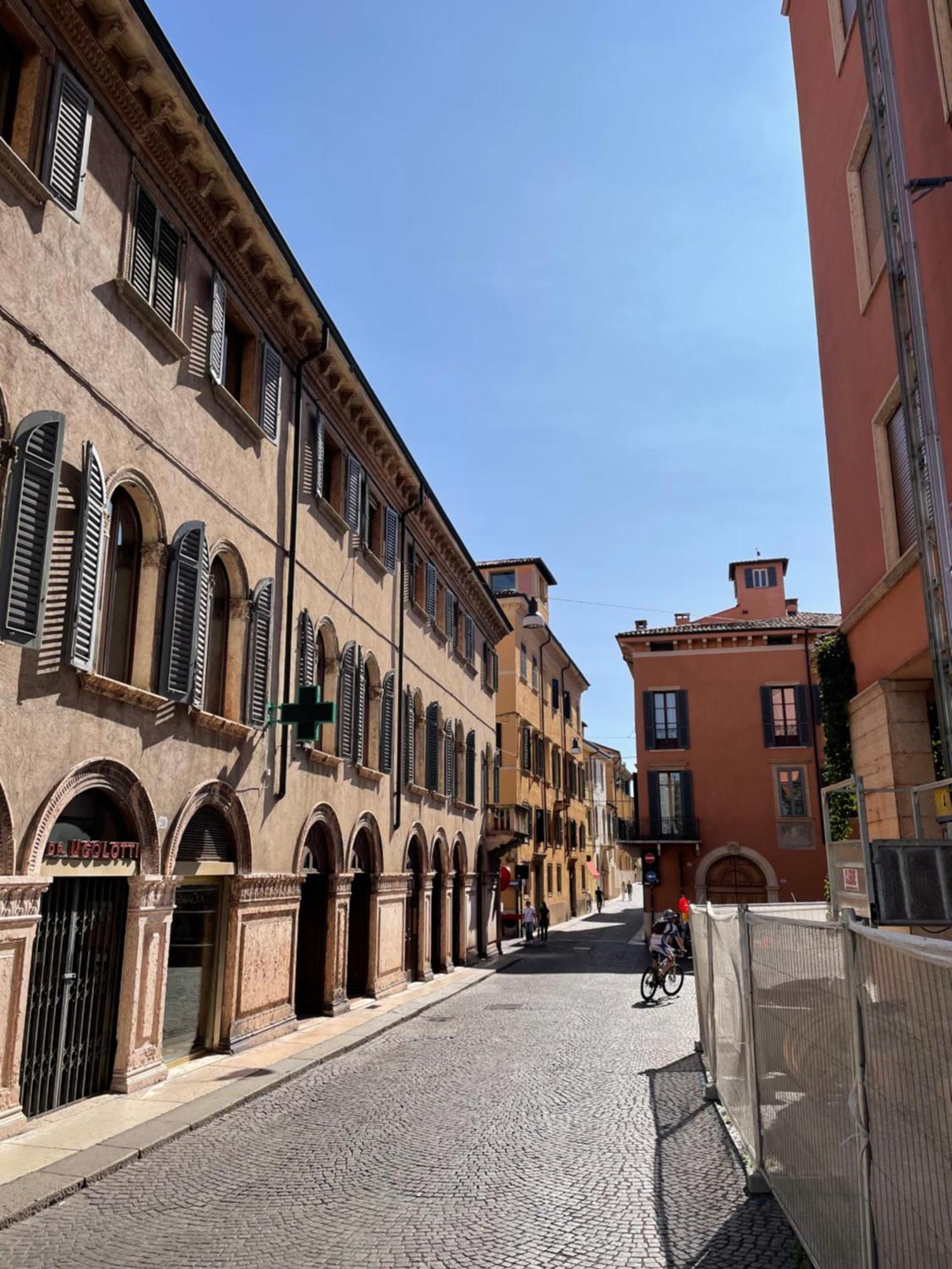 You & Me Garibaldi Home Verona Center Экстерьер фото